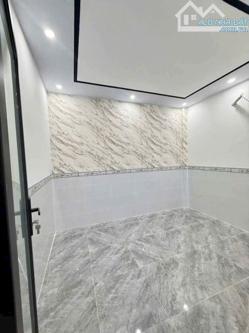 BÁN NHÀ LỬNG MỚI XÂY – 3 PHÒNG NGỦ – CHỈ 1 TỶ 150 TRIỆU