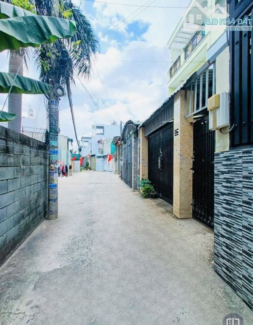 Bán Nhà Bà Điểm Hóc Môn- 60M2( 4 x15 )- Trệt,Lửng-  Chỉ3,75 Tỷ.