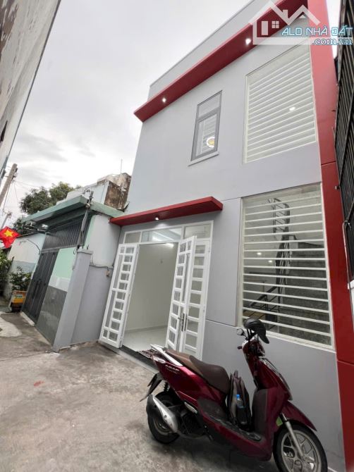 BÁN NHÀ 2 TẦNG ĐÚC XTT 8-4 HÓC MÔN GIÁ RẺ 3.58 TỶ