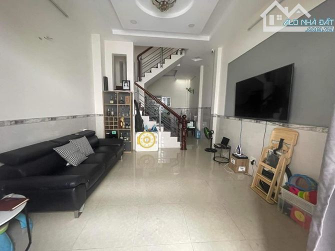 🏷️ BÁN GẤP TRONG THÁNG ĐỂ ĐỊNH CƯ – LÝ THÁI TỔ – 105M² – 2 TẦNG – PHÙ HỢP Ở HOẶC XÂY MỚI