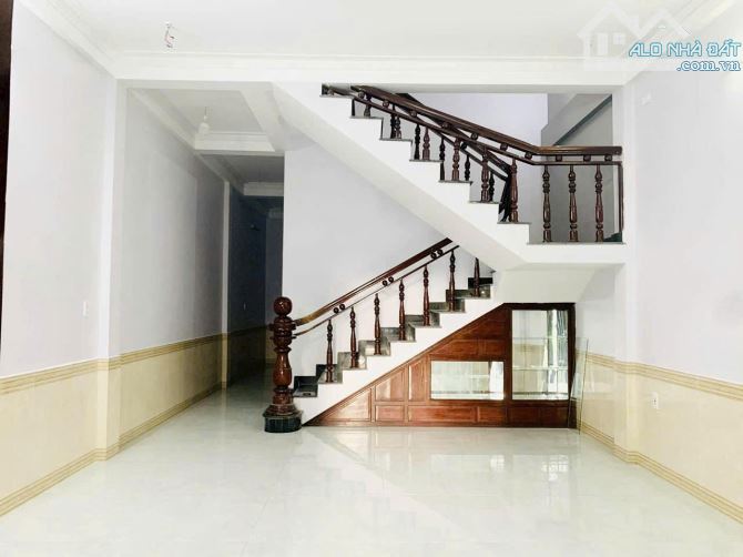 CHO THUÊ NHÀ 3 TẦNG KHU AN ĐÔNG VILLA - GẦN HOÀNG QUỐC VIỆT, TP HUẾ