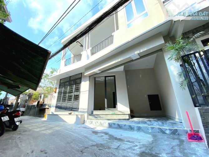 🍍CHỈ 5,5 tỷ (TL)🥑Ngay Giáo xứ Thủ Đức 75m2, 3 Tầng, 3PN - Ô tô 💥Trung tâm Linh Chiểu