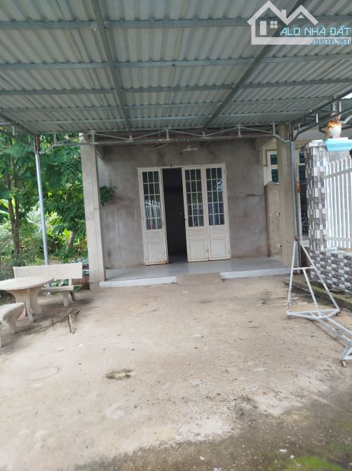 Bán nhà đất Đường Hoàng Quốc Việt Kp5 Thị Trấn Tân Biên dt 11,6x40m thổ 70m2