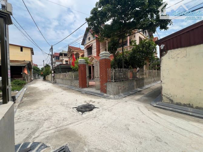 Bán đất Đông Anh, không lỗi phong thuỷ, không quy hoạch, đường thông, giá 2 tỷ
