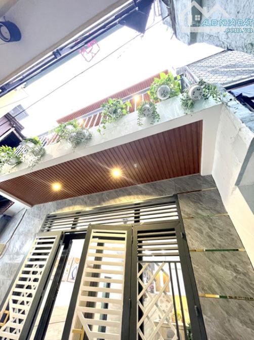 HẺM THÔNG, NHÀ MỚI GIÁP Q5, NGUYỄN DUY, F12, Q8, 2 TẦNG, 36.0M2, 3.95 TỶ.