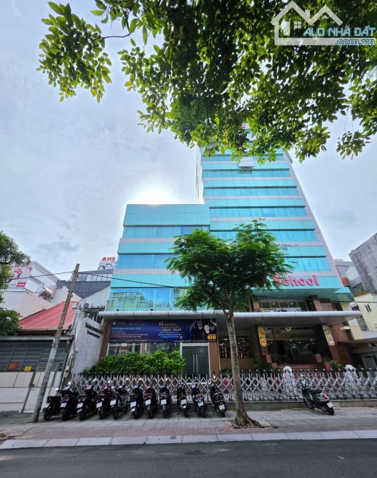 Bán siêu phầm kinh doanh MT Trần Nhật Duật, Quận 1, DT 8 x 19m, HĐT 200 triệu/th