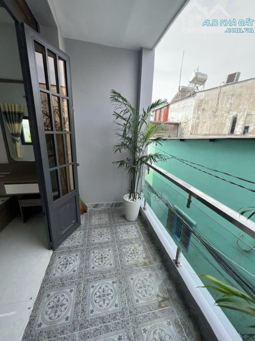 HUỲNH TẤN PHÁT- TT NHÀ BÈ- 32M²- 2 TÂNG-SỔ RIÊNG-  MỚI, ĐẸP- HẺM 1982- 2,9 TỈ