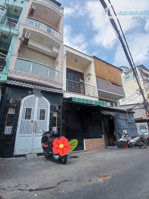 CHÍNH CHỦ BÁN NHÀ 4 TẦNG KIÊN CỐ HẺM XE HƠI ĐOÀN VĂN BƠ Q.4 CHỈ HƠN 4TỶ