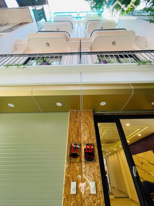 BÁN NHÀ VĂN CAO, THANG MÁY, 48M2, 2 MẶT TIỀN VĨNH VIỄN, NGÕ THÔNG, Ô TÔ DỪNG ĐỖ 24/24
