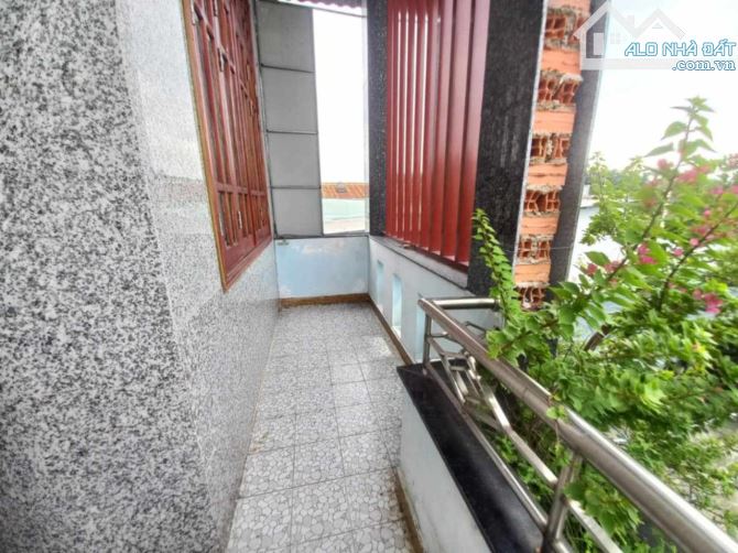 "BÁN BIỆT THỰ VƯỜN 2 TẦNG – ĐƯỜNG HUỲNH THỊ MÀI (GIÁP DƯƠNG CÔNG KHI).TÂN.HIỆP HÓC MÔN – 5 - 10
