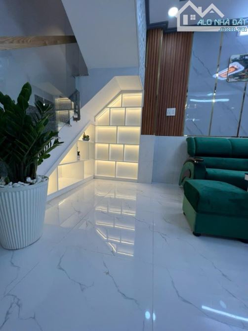 HUỲNH TẤN PHÁT- TT NHÀ BÈ- 32M²- 2 TÂNG-SỔ RIÊNG-  MỚI, ĐẸP- HẺM 1982- 2,9 TỈ - 10