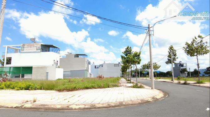 Chủ Ngộp Cần Bán Gấp Lô Đất 281m2 giá 3ty8 Kế bên UBND Long Tân - 3