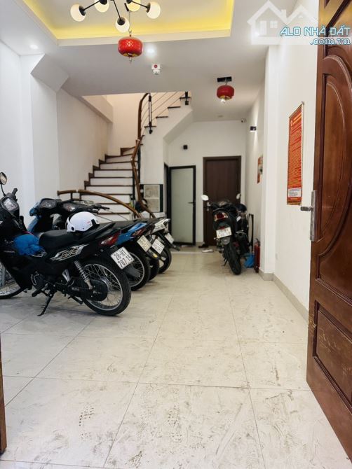 Bán nhà Hoàng Văn Thái, phân lô, ô tô vào nhà, kinh doanh, 52m2, 5 tầng, 13,88 tỷ. - 1