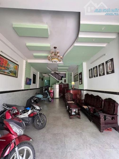 Nhà bán: đường 1C. Q Bình Tân, DTSD 100m2. 4tầng, giá  13,95tỷ - 1