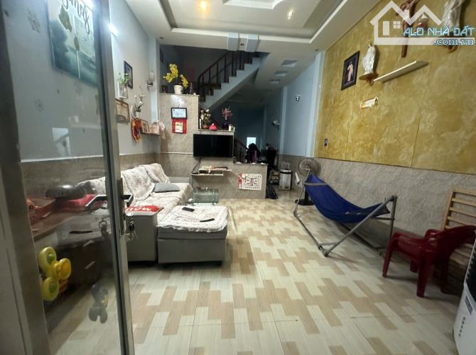 64m2 4ty250 TL nhà 1 trệt 1 lầu cách đường Trần Văn Ơn 50m p.Đông Hòa Tp.Dĩ An - 1
