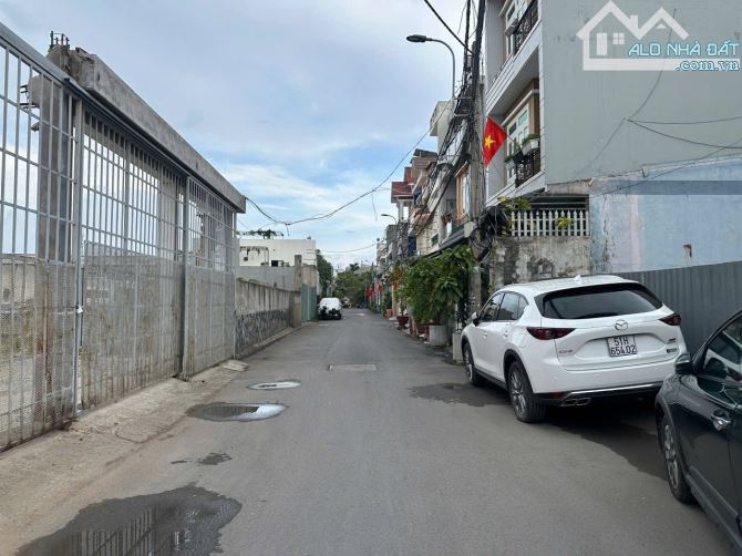Bán 1200m2 đất thổ cư đường xe tải tránh nhau ngay Đỗ Xuân Hợp 100m - P. Phước Long B, Q9. - 1