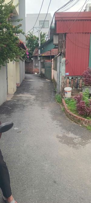 BÁN ĐẤT LÔ GÓC TRƯỚC NHÀ SIÊU THOÁNG - 1