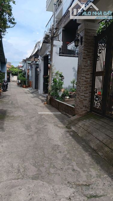 56Nhà cấp 4 Ngay đường 160 Tăng Nhơn Phú A Thủ Đức 4ty9 - 1
