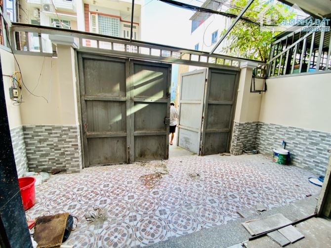 CẦN BÁN GẤP NHÀ HXH 413// ĐƯỜNG LÊ VĂN QƯỚI, BÌNH TÂN, DT 104, 4 LẦU, NGANG 6M, CHỈ 7,3 TỶ - 1