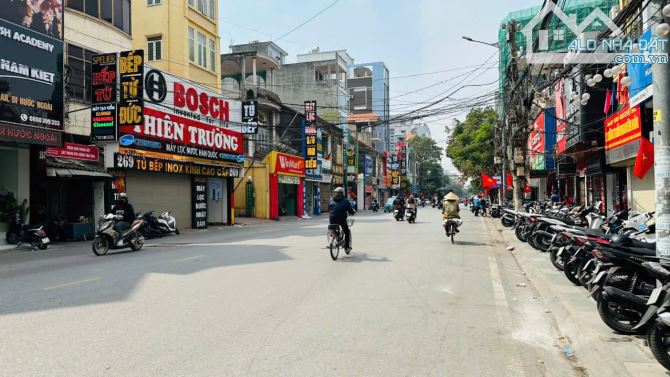 Nhà mặt đường Tô Hiệu - 50,6m2 - MT 3,8m - vuông vắn - 3 tầng - giá 15,x tỷ - 1