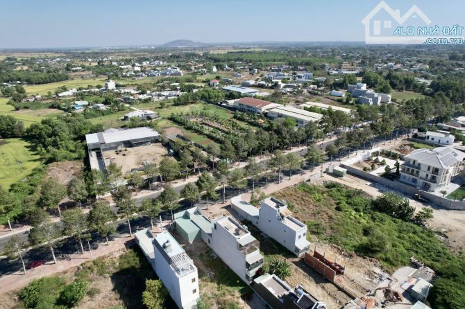 DT: 5x32 Giá: 5.5 tỷ, Bán Nhà MT Đường Kinh Doanh, 1 Trệt 2 lầu,TT TP Bà Rịa - 1