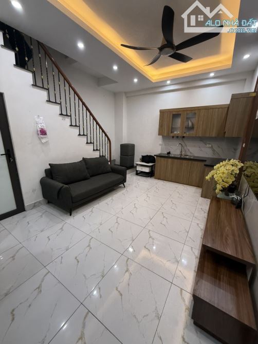 🏡 BÁN NHÀ ĐẸP THANH NHÀN – GẦN PHỐ, NGÕ THÔNG – 5TẦNG Ở NGAY – CHỈ 5,88TỶ - 1