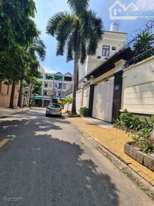 Bán nhà Tạ Quang Bửu, P. 5, Q. 8, 5 tầng, DTSD: 214m2, nhỉnh 8 tỷ. Dòng tiền ổn định - 1