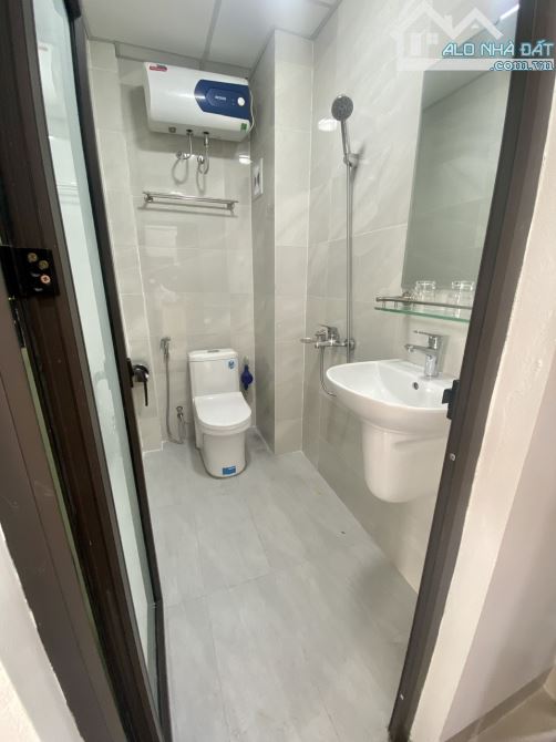 Cho Thuê CCMN 72 Tôn Thất Tùng Đống Đa 30m2 Studio 1N1K Giường Tầng Cửa Sổ Ban Công TM - 1