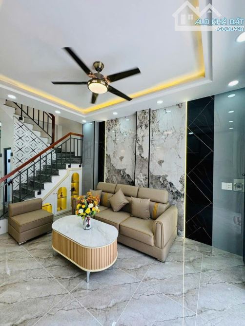 NHÀ MỚI ĐẸP 4 TẦNG - HXH THÔNG TRẢI NHỰA RỘNG 6M - QUANG TRUNG P14 GÒ VẤP - NHỈNH 5 ĐỒNG - 1