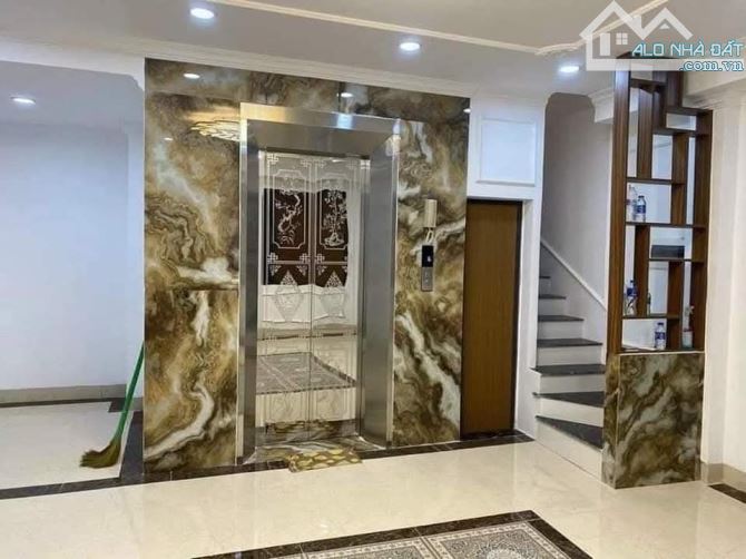 8X20M 4 TẦNG THANG MÁY, MẶT TIỀN NỘI BỘ ÂU CƠ, GẦN LỮ GIA QUẬN 11 - 1