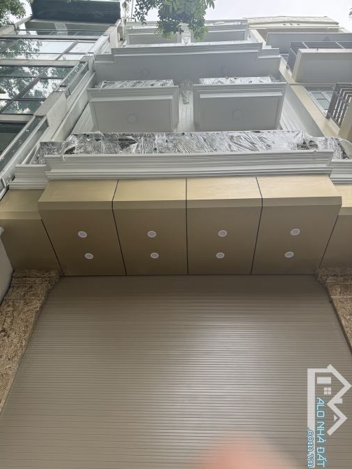 Bán nhà mặt phố Lò Đúc 6 tầng thang máy phố 2 chiều vỉ hè rộng kinh doanh đắc địa DT 89 m2 - 1