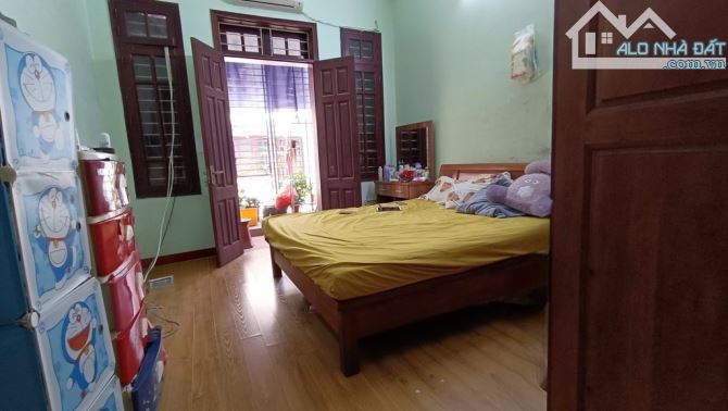 Bán nhà Ngọc Hồi 55m 3 t dân xây ô tô đỗ cửa ngay Huyện ủy 7.4 tỷ - 1