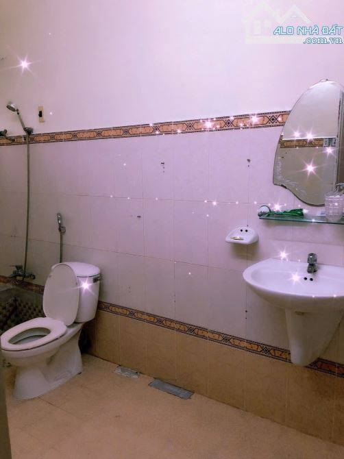 bán nhà 3 tầng 154.9m2 9 tỷ mặt tiền đường Nguyễn Khuyến đối diện dự án Nam Vĩnh Hải - 1