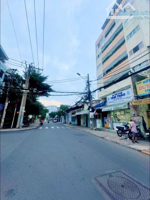 Bán Mặt Tiền Trịnh Đình Trọng 210m2, 6,5x33m, đường nhựa 20m, thu nhập 40tr/tháng - 1