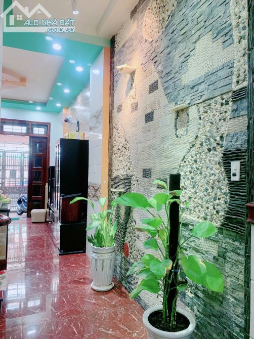 Chính chủ bán nhà hướng Đông, 80m2. Hẻm 741 Hương Lộ 2, Bình Tân. - 1