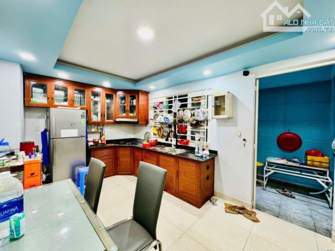 Phú Nhuận, nhà đẹp, lô góc, ngang 8m, 4 Tầng, 98m2, gần HXH Nguyễn Văn Trỗi, 13.7 Tỷ - 2