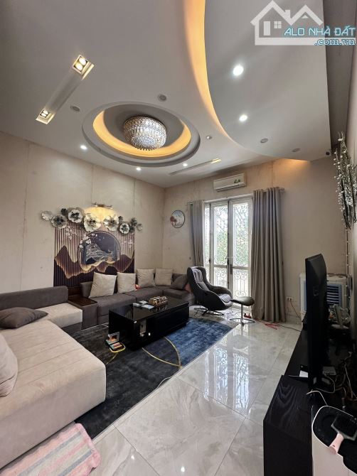 Biệt thự KĐT Lideco Đường 32 Trạm Trôi Hoài Đức. Sổ vuông 144m, 5 tầng MT23m Giá 28 tỷ - 2