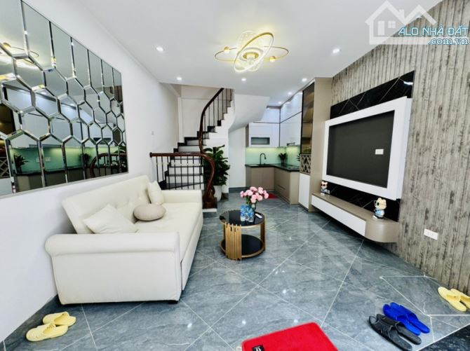 Định Công Thượng, Hoàng Mai, Ô Tô Đỗ Cửa, 5 Tầng Xây Mới, Kinh Doanh, Nhỉnh 7 tỷ. - 2