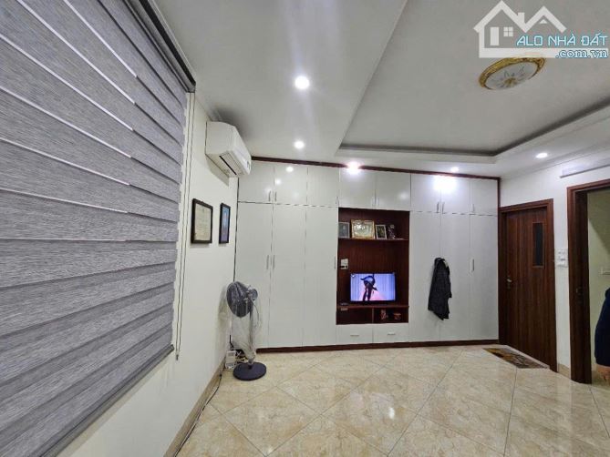 Bán nhà Phúc Đồng, Long Biên,phân lô 918, gara ô tô, thang máy 57m2 chỉ 13 tỷ hơn - 2
