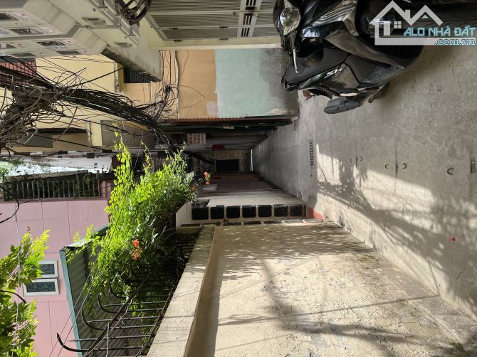 Duy nhất! Nhà 60m x 4T Nguyễn Trãi - Giá chỉ 148tr/m - Cách phố 150m, ngõ 3 gác tránh! - 2