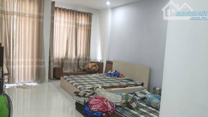 Bán gấp Nhà MTKD - Chu Văn An gần HV Cán Bộ - đường 8m - 63m2 ( 5.2 X12 m ) - 3 tầng - - 2