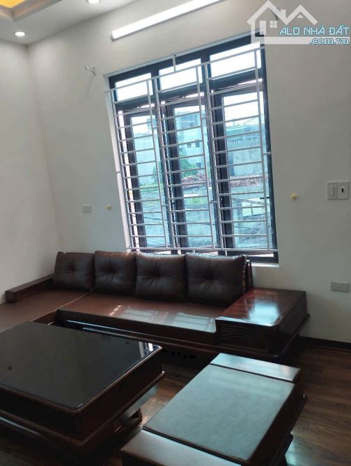 nhà 4 tầng lô góc 3 mặt tiền ngõ ôtô 7 chỗ để trong nhà - 2