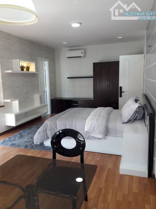 BÁN NHÀ GÓC 2 MẶT TIỀN – TRƯƠNG QUỐC DUNG, P10, PHÚ NHUẬN. DT 7 x 10m Nhà 5 tầng - 2