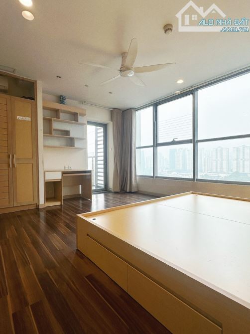 Cho thuê căn hộ Vimeco CT4 Nguyễn Chánh 141m2 3 ngủ full đồ 20 triệu/ tháng - 2