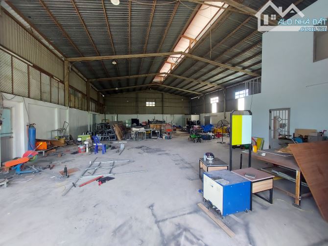 Cho thuê nhà xưởng 200m2, 300m2, 400m2, 500m2, 700m2, 1000m2, 1400m2, 2000m2 tại Quận 12 - 2