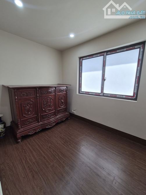 TRẦN CUNG BẮC TỪ LIÊM GIÁ 7,8 TỶ 35m 5 TẦNG NHÀ MỚI DÂN  XÂY 2 THOÁNG CÁCH 200m Ô TÔ TRÁNH - 2