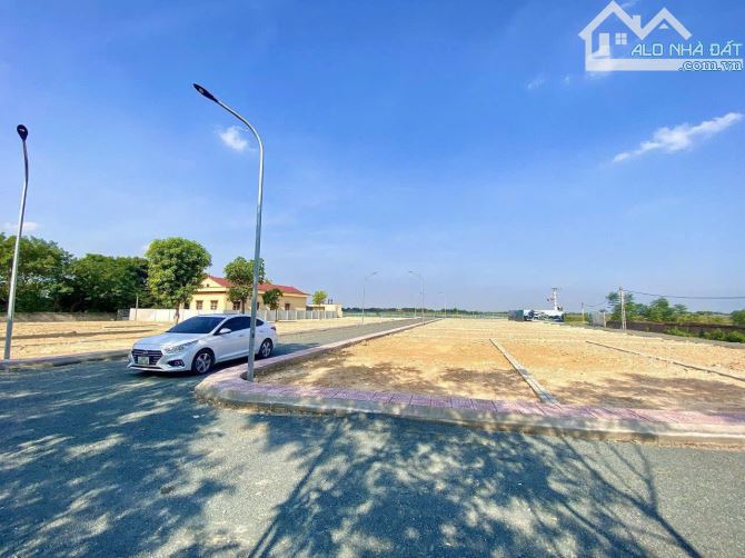 Chính Chủ bán mảnh đất 100m2 full thổ Thạch Thất Hoà Lạc, giá 2,3 tỷ - 2