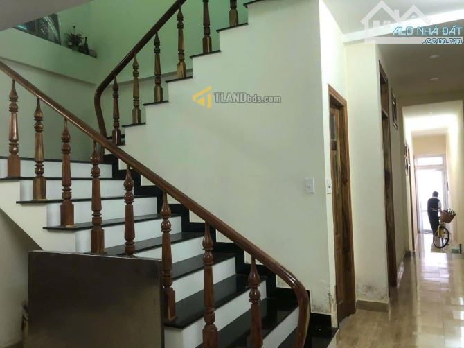 NHÀ CẤP 4 125M2 NGANG 5.7M HẺM ÔTÔ THI SÁCH P6 CÁCH CHỢ ĐÀ LẠT 1.8KM GIÁ 9.5 TỶ TL - 2