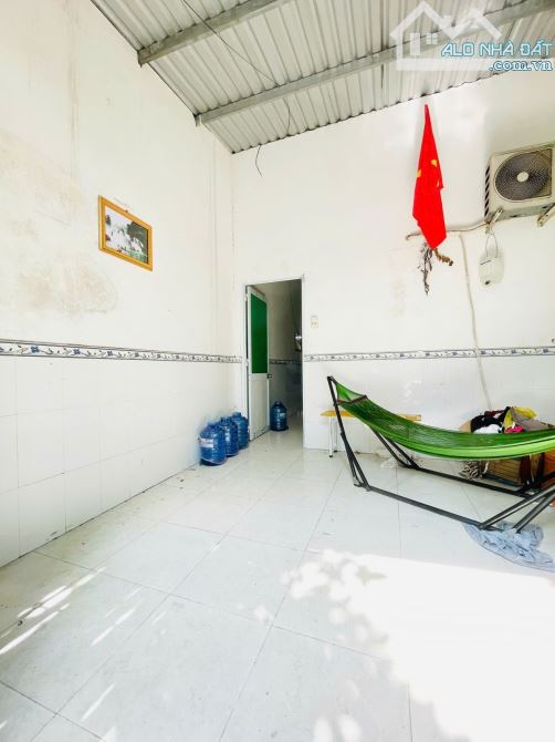 NHÀ HẺM Ô TÔ PHAN VĂN HỚN - 4 X 20 - GẦN CHỢ ĐẠI HẢI - DÒNG TIỀN 4 TRIỆU/THÁNG - GIÁ 3,1Tỷ - 2
