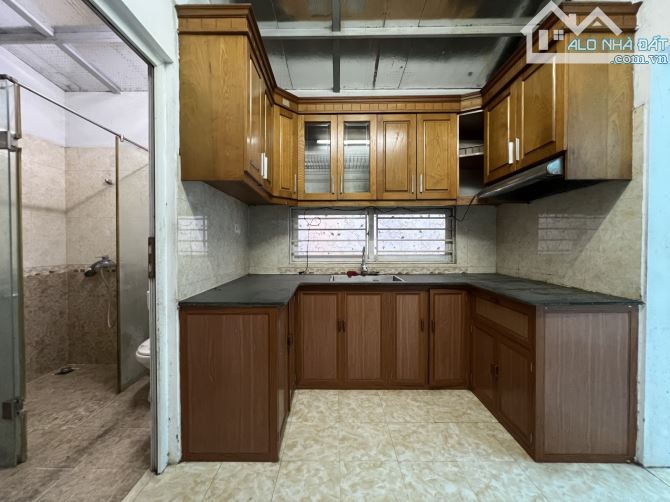KIM NGƯU , 41M² , Ô TÔ ĐỖ CỬA , MẶT TIỀN KHỦNG 6M , GIÁ HIỆN RẺ HƠN THỊ TRƯỜNG , 9 TỶ - 2